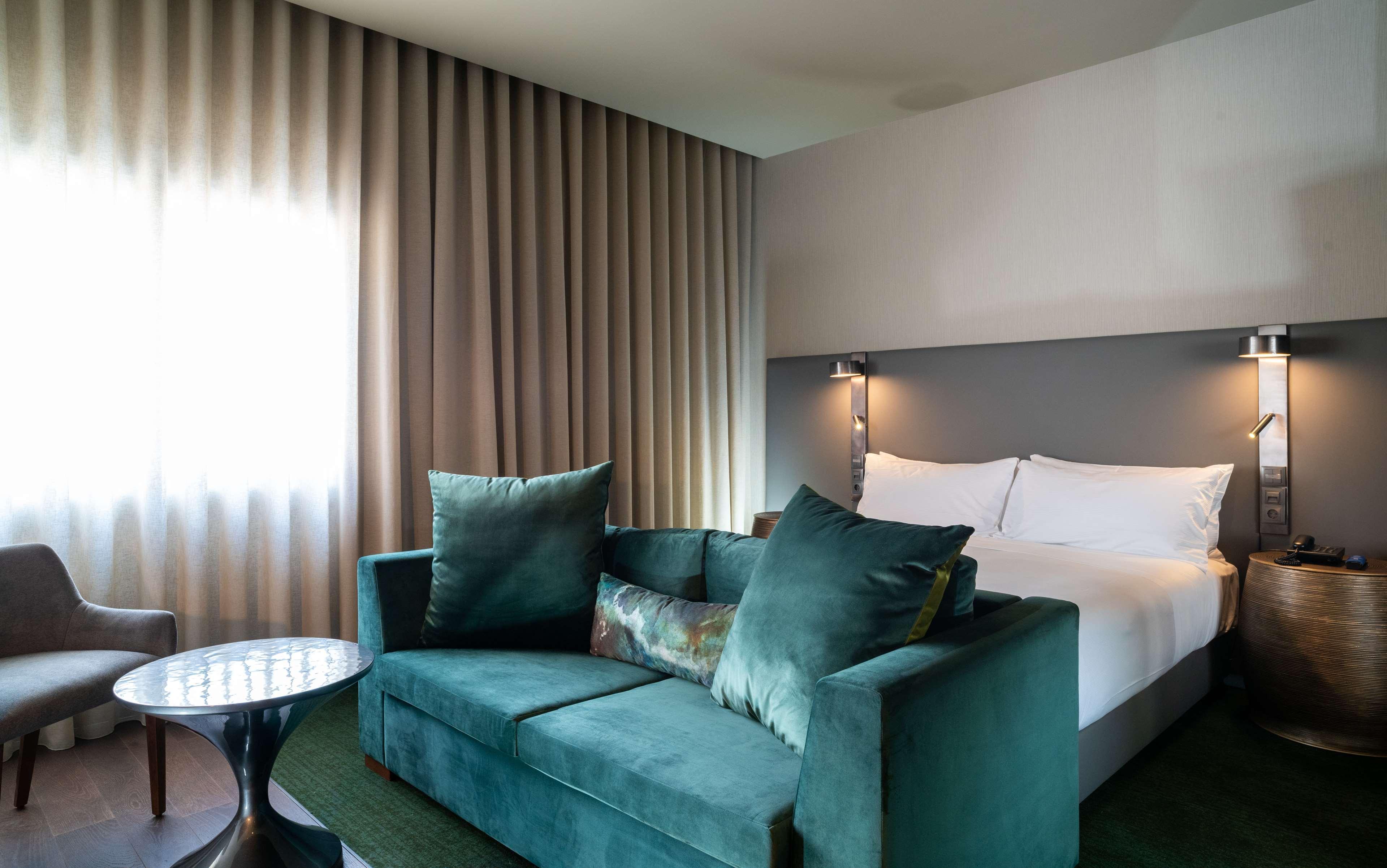 فندق Hilton Porto Gaia فيلا نوفا دي غايا المظهر الخارجي الصورة A room at the hotel