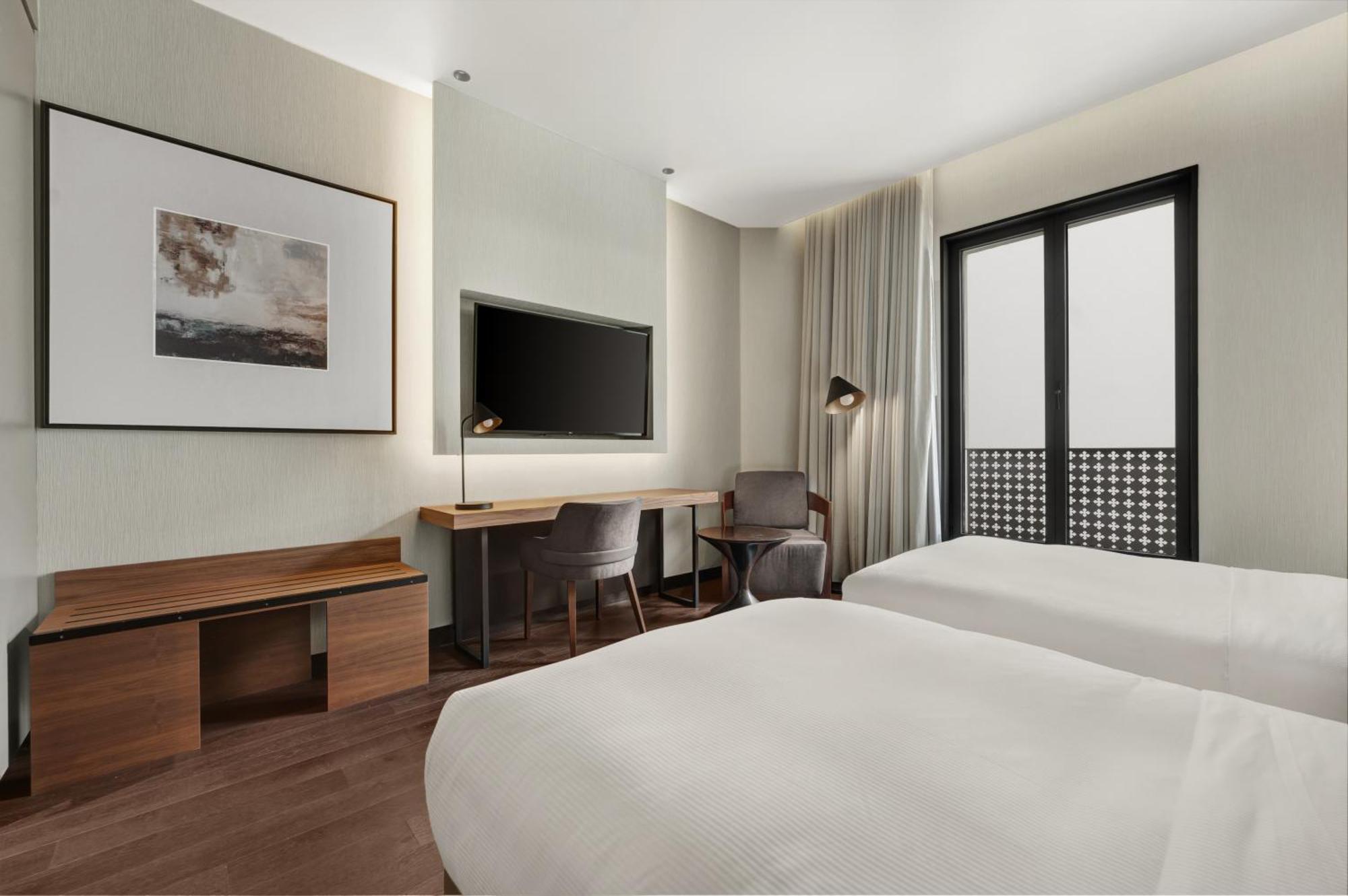 فندق Hilton Porto Gaia فيلا نوفا دي غايا المظهر الخارجي الصورة A room at the hotel